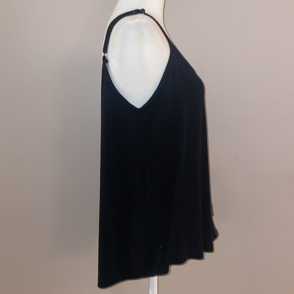 POL Color Block Flowy Cami - Picture 4 of 13